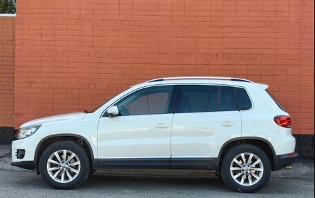 Volkswagen Tiguan I, 2011 год, 1 400 000 рублей, 2 фотография