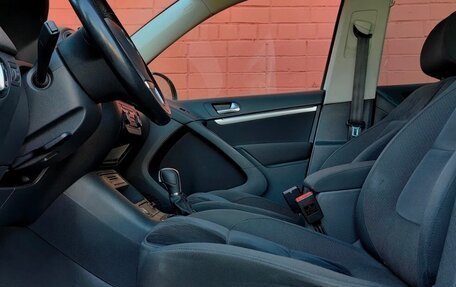 Volkswagen Tiguan I, 2011 год, 1 400 000 рублей, 16 фотография