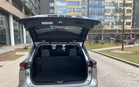 Toyota Highlander, 2021 год, 6 600 000 рублей, 11 фотография