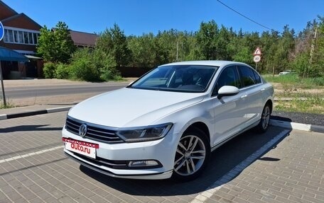 Volkswagen Passat B8 рестайлинг, 2017 год, 1 850 000 рублей, 8 фотография