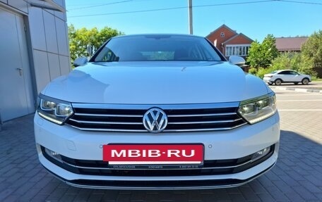 Volkswagen Passat B8 рестайлинг, 2017 год, 1 850 000 рублей, 9 фотография