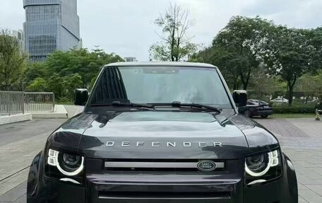 Land Rover Defender II, 2022 год, 7 950 000 рублей, 1 фотография