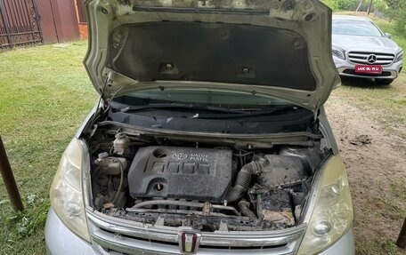 Toyota ISis I, 2010 год, 1 005 000 рублей, 1 фотография