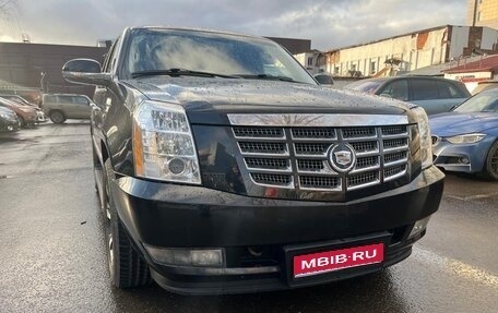 Cadillac Escalade III, 2011 год, 2 400 000 рублей, 1 фотография