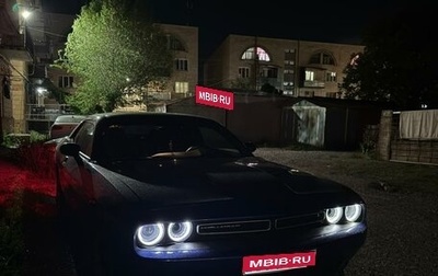 Dodge Challenger III рестайлинг 2, 2020 год, 3 450 000 рублей, 1 фотография