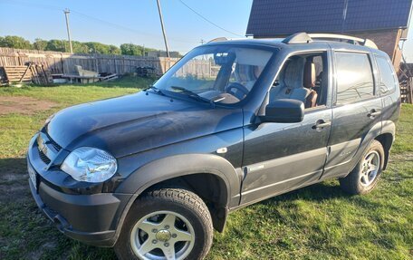 Chevrolet Niva I рестайлинг, 2014 год, 750 000 рублей, 6 фотография