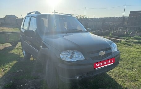Chevrolet Niva I рестайлинг, 2014 год, 750 000 рублей, 2 фотография