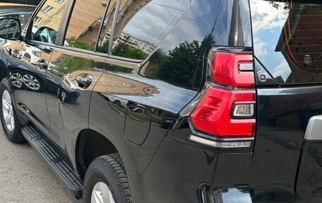 Toyota Land Cruiser Prado 150 рестайлинг 2, 2020 год, 5 350 000 рублей, 3 фотография