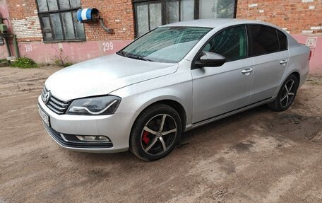 Volkswagen Passat B7, 2011 год, 850 000 рублей, 3 фотография