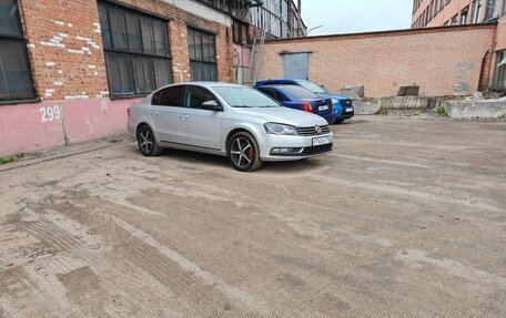 Volkswagen Passat B7, 2011 год, 850 000 рублей, 9 фотография