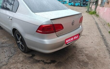 Volkswagen Passat B7, 2011 год, 850 000 рублей, 4 фотография