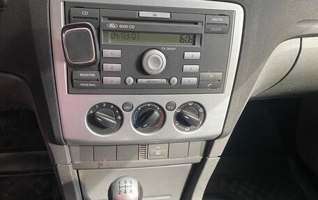 Ford Focus II рестайлинг, 2005 год, 350 000 рублей, 9 фотография
