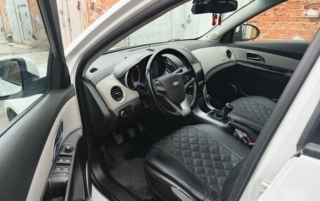 Chevrolet Cruze II, 2013 год, 780 000 рублей, 9 фотография