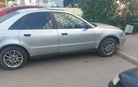 Audi A4, 1996 год, 120 000 рублей, 3 фотография