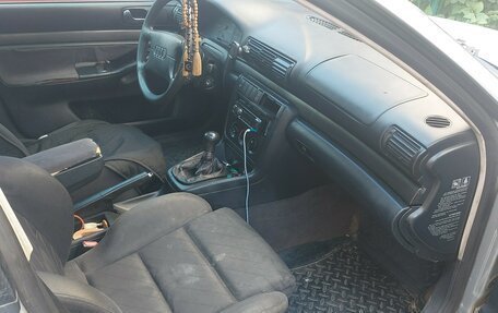 Audi A4, 1996 год, 120 000 рублей, 4 фотография