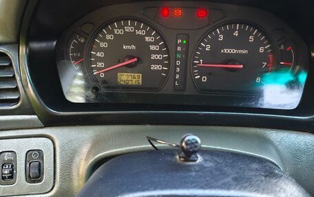 Mitsubishi Space Runner II, 2000 год, 250 000 рублей, 14 фотография