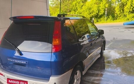 Mitsubishi Space Runner II, 2000 год, 250 000 рублей, 11 фотография