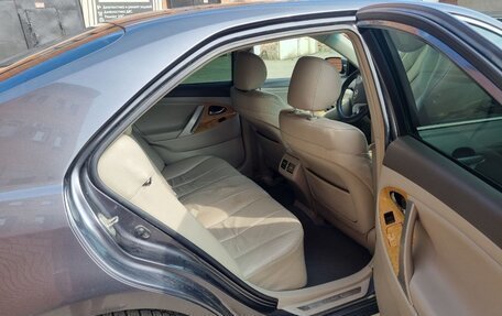 Toyota Camry, 2006 год, 1 100 000 рублей, 10 фотография
