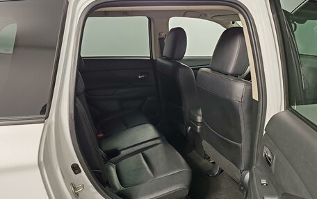 Mitsubishi Outlander III рестайлинг 3, 2016 год, 1 790 000 рублей, 19 фотография