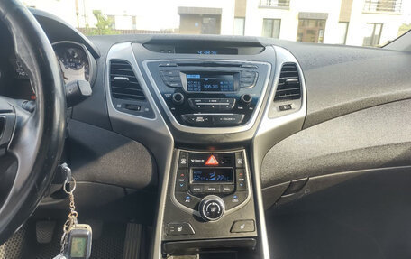 Hyundai Elantra V, 2015 год, 1 499 999 рублей, 10 фотография