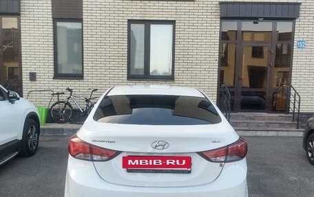Hyundai Elantra V, 2015 год, 1 499 999 рублей, 4 фотография