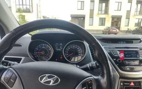 Hyundai Elantra V, 2015 год, 1 499 999 рублей, 9 фотография