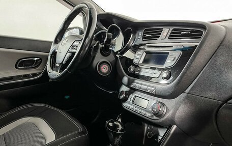 KIA cee'd III, 2014 год, 1 077 000 рублей, 9 фотография