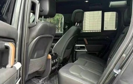 Land Rover Defender II, 2022 год, 7 950 000 рублей, 9 фотография