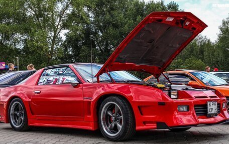 Chevrolet Camaro III, 1986 год, 2 700 000 рублей, 4 фотография