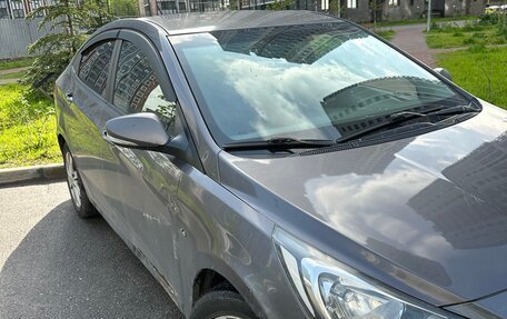 Hyundai Solaris II рестайлинг, 2011 год, 495 000 рублей, 2 фотография