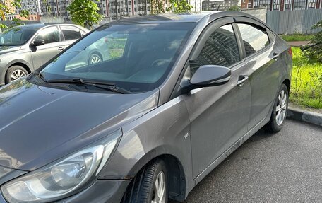 Hyundai Solaris II рестайлинг, 2011 год, 495 000 рублей, 3 фотография