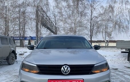 Volkswagen Jetta VI, 2018 год, 1 400 000 рублей, 10 фотография