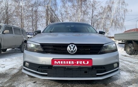 Volkswagen Jetta VI, 2018 год, 1 400 000 рублей, 21 фотография