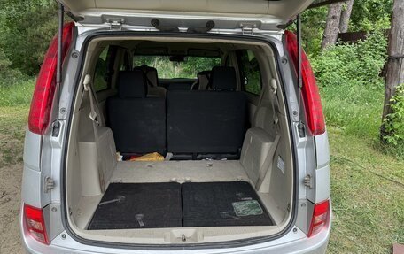 Toyota ISis I, 2010 год, 1 005 000 рублей, 2 фотография
