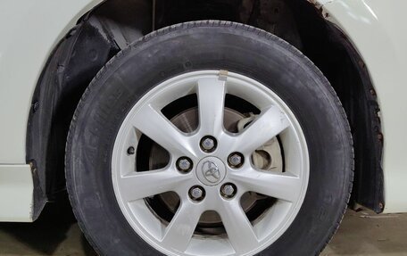 Toyota ISis I, 2010 год, 840 000 рублей, 23 фотография
