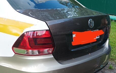 Volkswagen Polo VI (EU Market), 2016 год, 555 000 рублей, 2 фотография