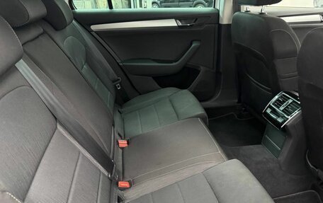 Skoda Superb III рестайлинг, 2018 год, 1 999 000 рублей, 15 фотография