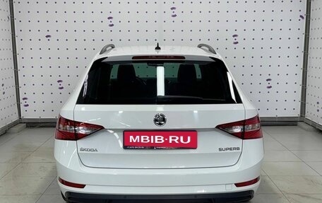 Skoda Superb III рестайлинг, 2018 год, 1 999 000 рублей, 7 фотография