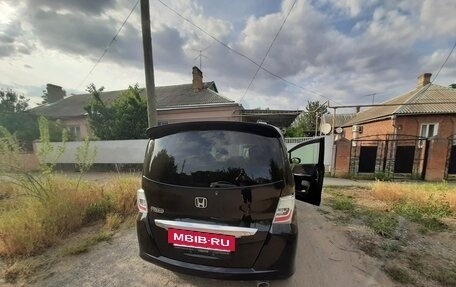 Honda Freed I, 2012 год, 1 300 000 рублей, 9 фотография