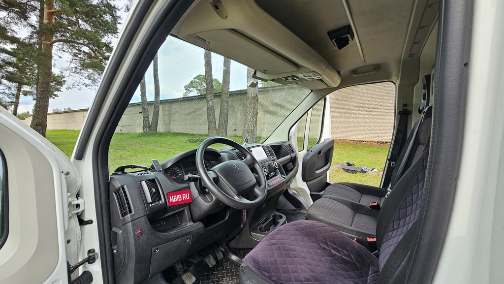 Peugeot Boxer, 2020 год, 3 300 000 рублей, 11 фотография