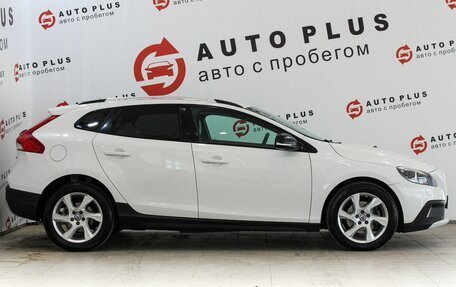 Volvo V40 II рестайлинг, 2014 год, 1 049 000 рублей, 7 фотография
