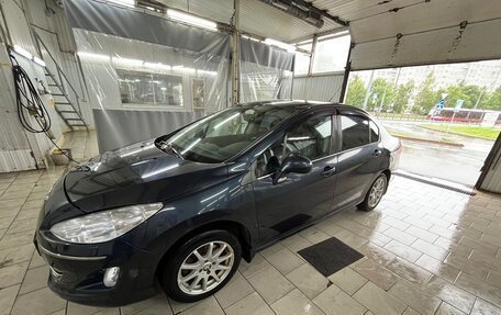 Peugeot 408 I рестайлинг, 2013 год, 700 000 рублей, 2 фотография