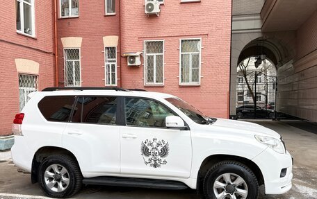 Toyota Land Cruiser Prado 150 рестайлинг 2, 2013 год, 2 750 000 рублей, 5 фотография