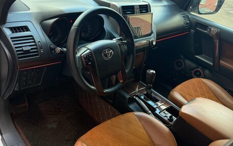 Toyota Land Cruiser Prado 150 рестайлинг 2, 2013 год, 2 750 000 рублей, 15 фотография