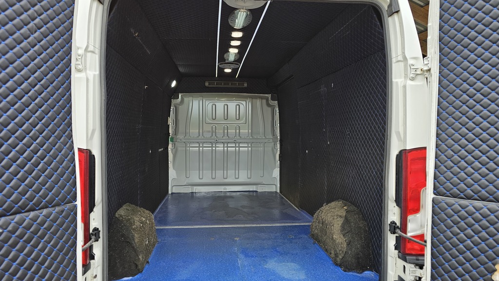 Peugeot Boxer, 2020 год, 3 300 000 рублей, 18 фотография