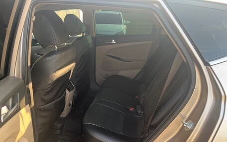 Hyundai Tucson III, 2018 год, 2 600 000 рублей, 8 фотография
