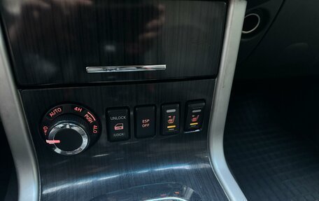 Nissan Pathfinder, 2012 год, 1 820 000 рублей, 23 фотография