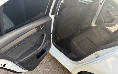 Skoda Rapid I, 2017 год, 1 350 000 рублей, 11 фотография