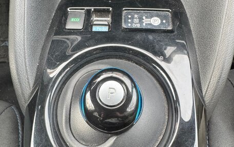 Nissan Leaf II, 2017 год, 1 000 000 рублей, 12 фотография