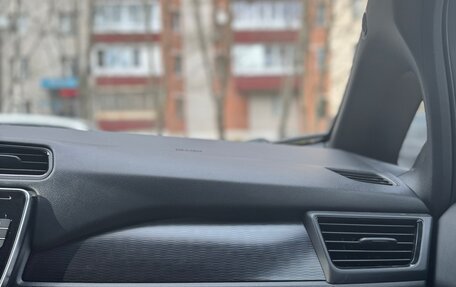 Nissan Leaf II, 2017 год, 1 000 000 рублей, 15 фотография